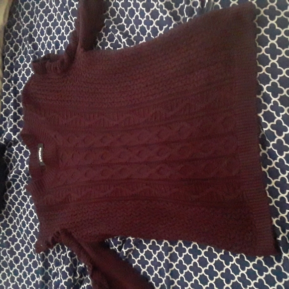 SALE.    NWOT Ladies Long Sleeve Sweater. WAS 30.00.  NOW 24.00 - Picture 5 of 6